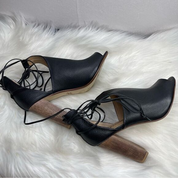 Splendid Jaylen Lace Up Block Heel Peep Toe Bootie Black 8 - Picture 5 of 9